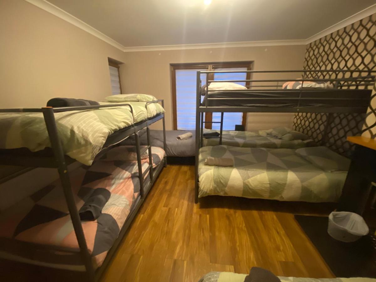 Airport Big With Bathroom Outside - Kitchen Only 7 Days Reservation Hospedagem domiciliar